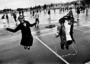 Matt O’Brien, Untitled from the “Oakland Schools Project”, 1997, photograph